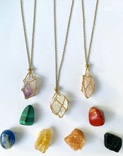 Cargar imagen en el visor de la galería, Crystal-Stone Adjustable Holder Pendant Golden Necklace