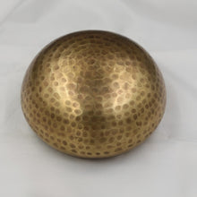 Cargar imagen en el visor de la galería, Tibetan Brass Singing Bowl Meditation Instrument