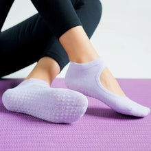 Cargar imagen en el visor de la galería, Anti-Slip Yoga & Pilates Ankle Socks Breathable Backless Dance Sports Socks