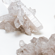 Cargar imagen en el visor de la galería, Crystal Quartz Clusters