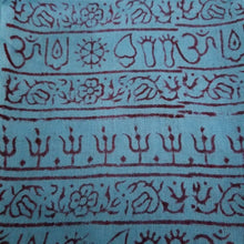 Cargar imagen en el visor de la galería, OM Ganesha Mantra Meditation Prayer Shawl