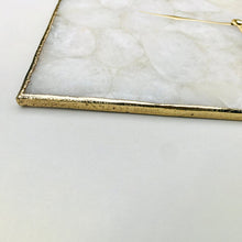 Cargar imagen en el visor de la galería, White Crystal Agate Large Wall Clock Personalised Momento