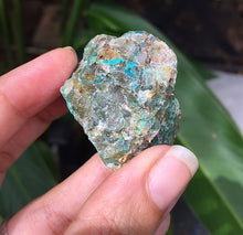 Cargar imagen en el visor de la galería, Chrysocolla Copper Raw Chunks