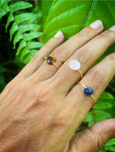 Cargar imagen en el visor de la galería, Natural Gems Twist Gold Copper Ring