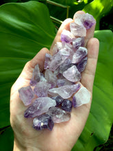 Cargar imagen en el visor de la galería, Amethyst Raw Points
