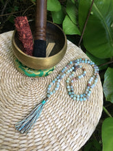 Cargar imagen en el visor de la galería, Amazonite Japa Mala