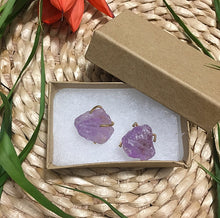 Cargar imagen en el visor de la galería, Raw Crystal Quartz Earrings