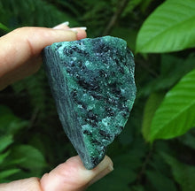 Cargar imagen en el visor de la galería, Ruby Zoisite Rough Stone