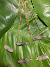 Cargar imagen en el visor de la galería, Phantom Quartz Raw Point Stainless Steel Golden Necklace