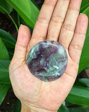 Cargar imagen en el visor de la galería, Fluorite Palmstones