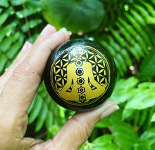 Cargar imagen en el visor de la galería, Engraved Obsidian Sphere 50mm