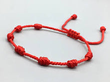 Cargar imagen en el visor de la galería, 7 Knot Red String Bracelet
