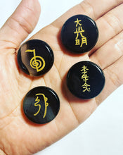 Cargar imagen en el visor de la galería, Black Agate Reiki Symbols Palmstones