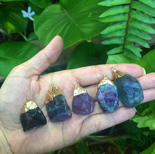 Cargar imagen en el visor de la galería, Fluorite Gold Plated Pendants