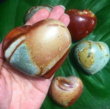 Cargar imagen en el visor de la galería, Desert Jasper Puffy Hearts 3”-75mm