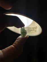 Cargar imagen en el visor de la galería, Moldavite 1.09G