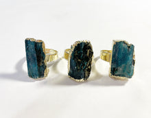 Cargar imagen en el visor de la galería, Blue Apatite Gold Plated Adjustable Ring