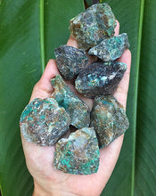 Cargar imagen en el visor de la galería, Chrysocolla Copper Raw Chunks