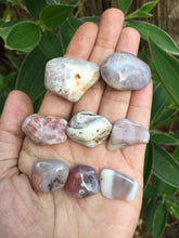 Cargar imagen en el visor de la galería, Pink Botswana Agate Tumblestones