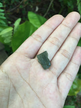 Cargar imagen en el visor de la galería, Moldavite 1.25G