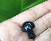 Cargar imagen en el visor de la galería, Mini Crystal Quartz Mushrooms