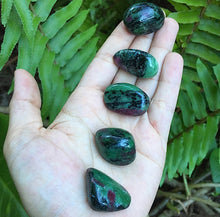 Cargar imagen en el visor de la galería, Ruby Zoisite Tumblestones