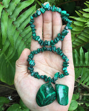 Cargar imagen en el visor de la galería, Malachite Chips Bracelet
