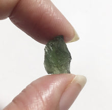 Cargar imagen en el visor de la galería, Moldavite 1.03G
