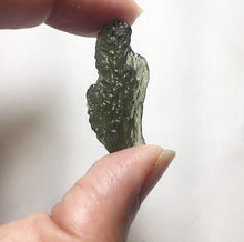 Cargar imagen en el visor de la galería, Moldavite 4.12G