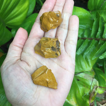 Cargar imagen en el visor de la galería, Yellow Jasper Raw Chunks