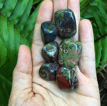 Cargar imagen en el visor de la galería, Bloodstone Jasper Tumblestones