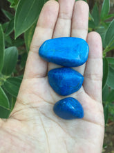 Cargar imagen en el visor de la galería, Blue Howlite
