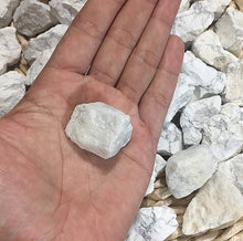 Cargar imagen en el visor de la galería, Howlite Rough Chunks