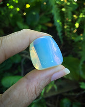 Cargar imagen en el visor de la galería, Opalite Tumblestones
