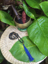 Cargar imagen en el visor de la galería, Tiger Eye Japa Mala