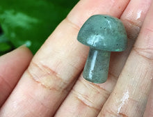 Cargar imagen en el visor de la galería, Mini Crystal Quartz Mushrooms