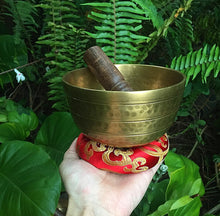 Cargar imagen en el visor de la galería, Tibetan Singing  Bowls