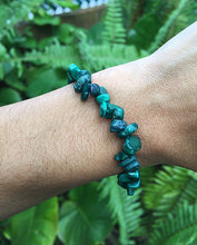 Cargar imagen en el visor de la galería, Malachite Chips Bracelet