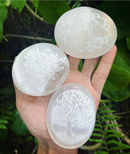 Cargar imagen en el visor de la galería, Selenite Engraved Jumbo Palm Stones