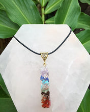 Cargar imagen en el visor de la galería, 7 Chakras Copper Orgone Leather Necklace