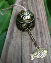 Cargar imagen en el visor de la galería, Feng Shui Fish Bell
