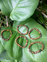 Cargar imagen en el visor de la galería, Tiger Eye Bracelet