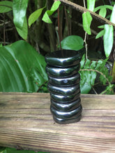 Cargar imagen en el visor de la galería, Hematite Magnetic Flat Stone