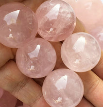 Cargar imagen en el visor de la galería, Rose Quartz Spheres 25mm