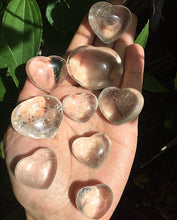 Cargar imagen en el visor de la galería, Crystal Quartz Heart