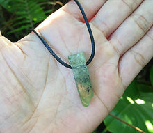 Cargar imagen en el visor de la galería, Chakras Stones Leather Necklace