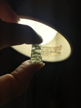 Cargar imagen en el visor de la galería, Moldavite 1.06G