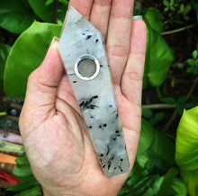 Cargar imagen en el visor de la galería, Crystal Quartz Smoking Pipes