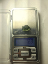 Cargar imagen en el visor de la galería, Moldavite 1.28G