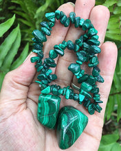 Cargar imagen en el visor de la galería, Malachite Chips Bracelet